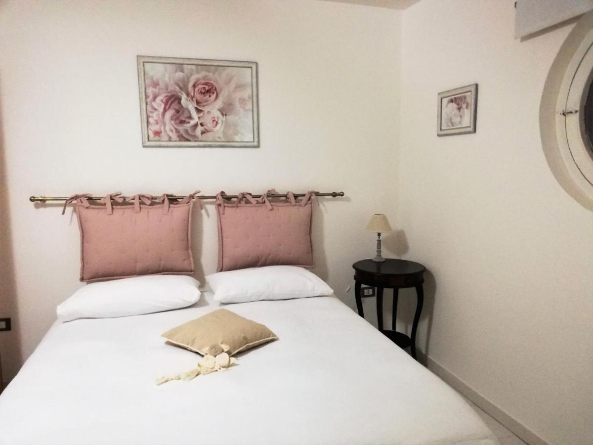 Il Sogno... Bed & Breakfast Salerno Ngoại thất bức ảnh