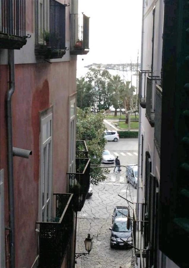 Il Sogno... Bed & Breakfast Salerno Ngoại thất bức ảnh
